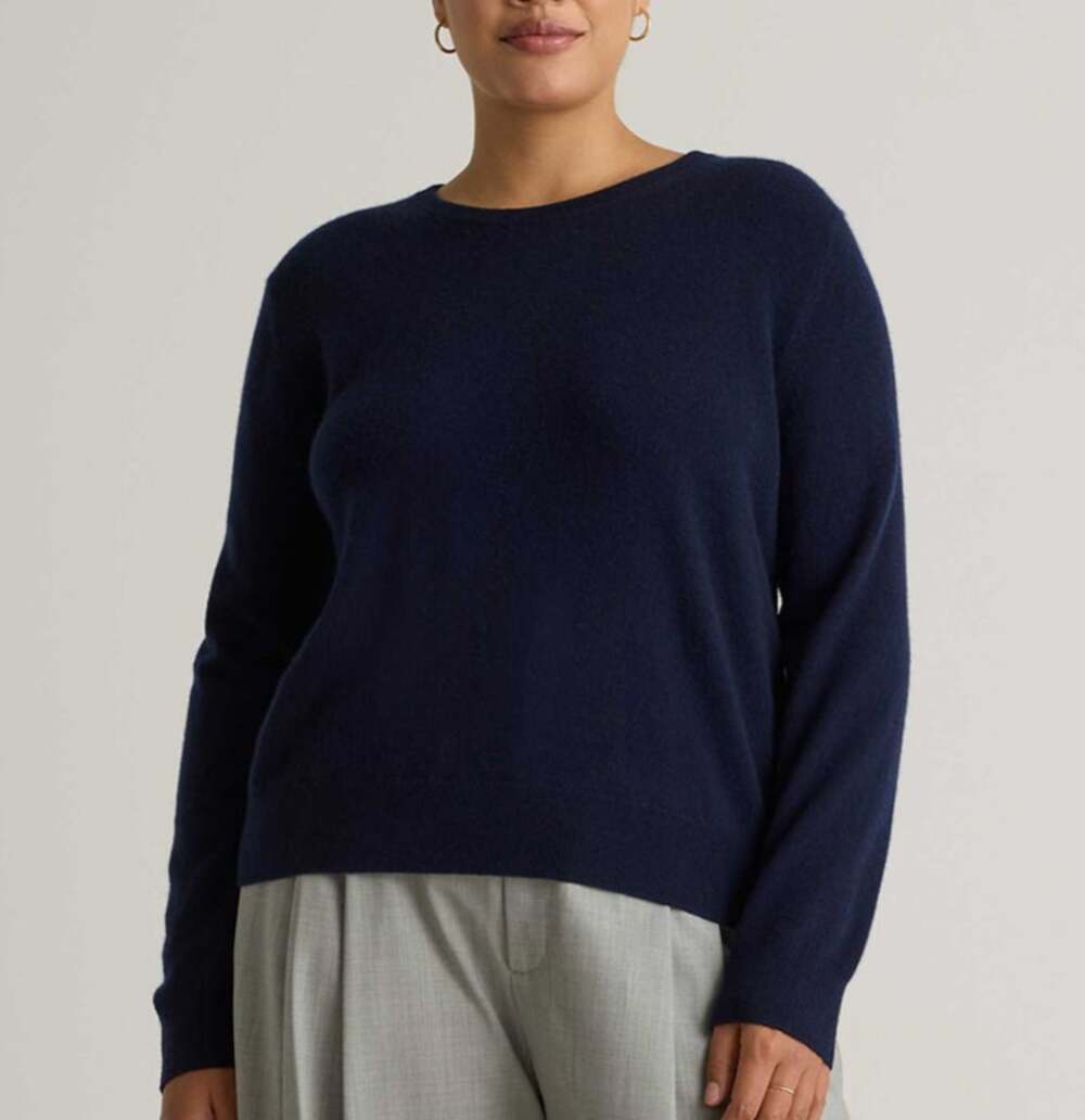 Quince Mongolian Cashmere Crewneck Sweater Pullover True Navy Blue MEDIUM